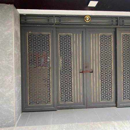 Era Apartment Khuc Thua Du Hanoi Exterior photo