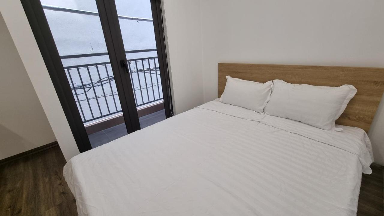 Era Apartment Khuc Thua Du Hanoi Exterior photo