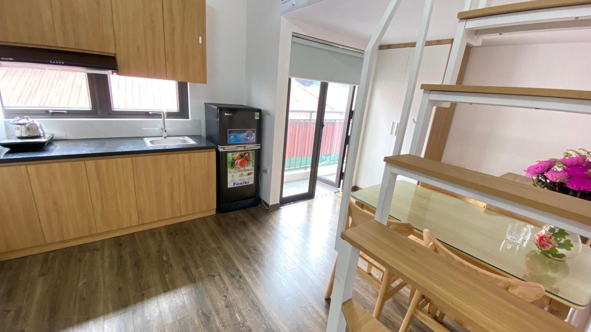 Era Apartment Khuc Thua Du Hanoi Exterior photo